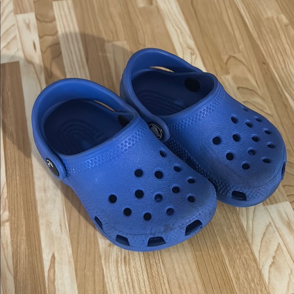 Kids Blue Crocs - Picture 1 of 4